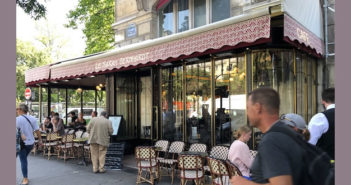 The Sarah Bernhardt café Place du Châtelet